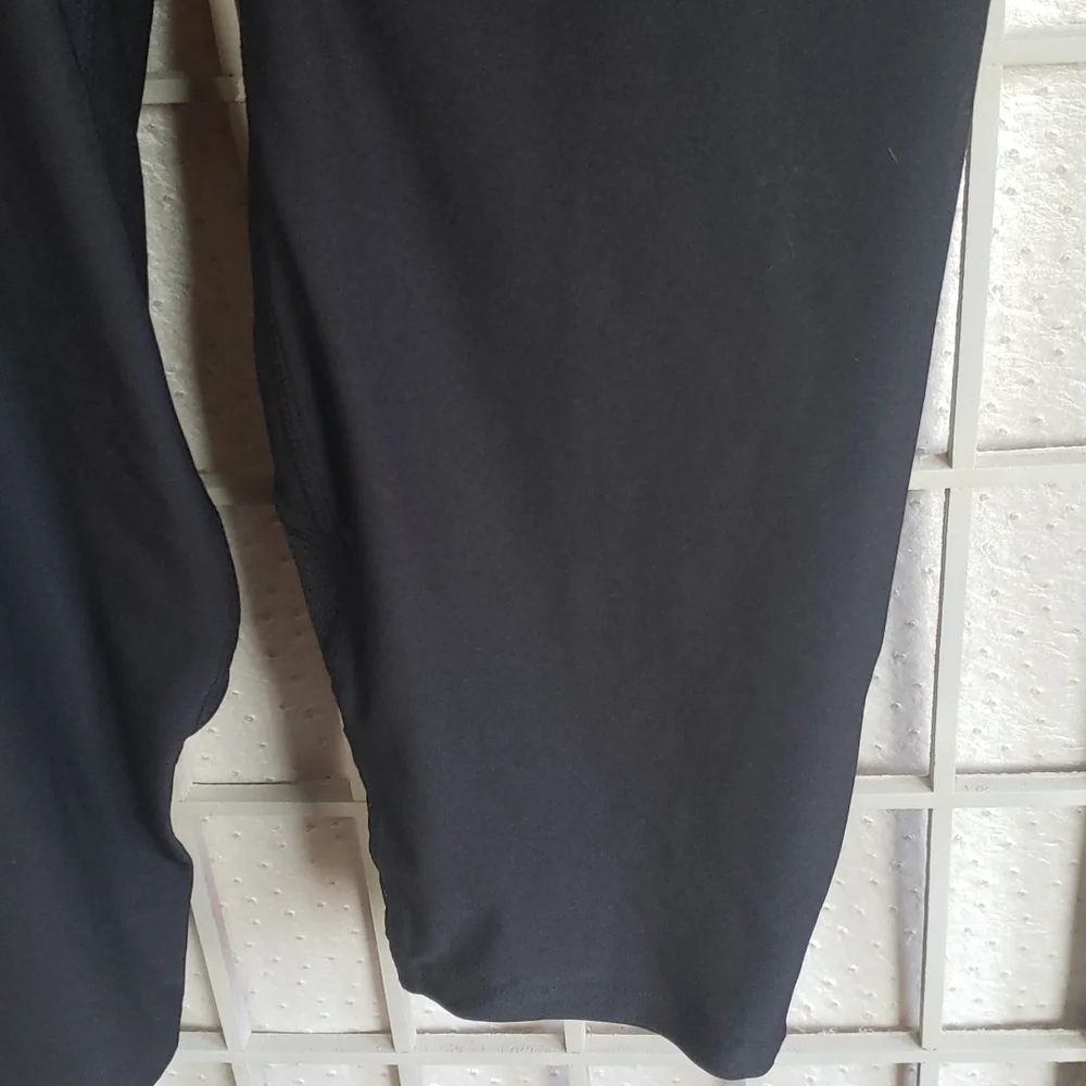 Adore Me black plus size yoga sports leggings 3X - Picture 3 of 6